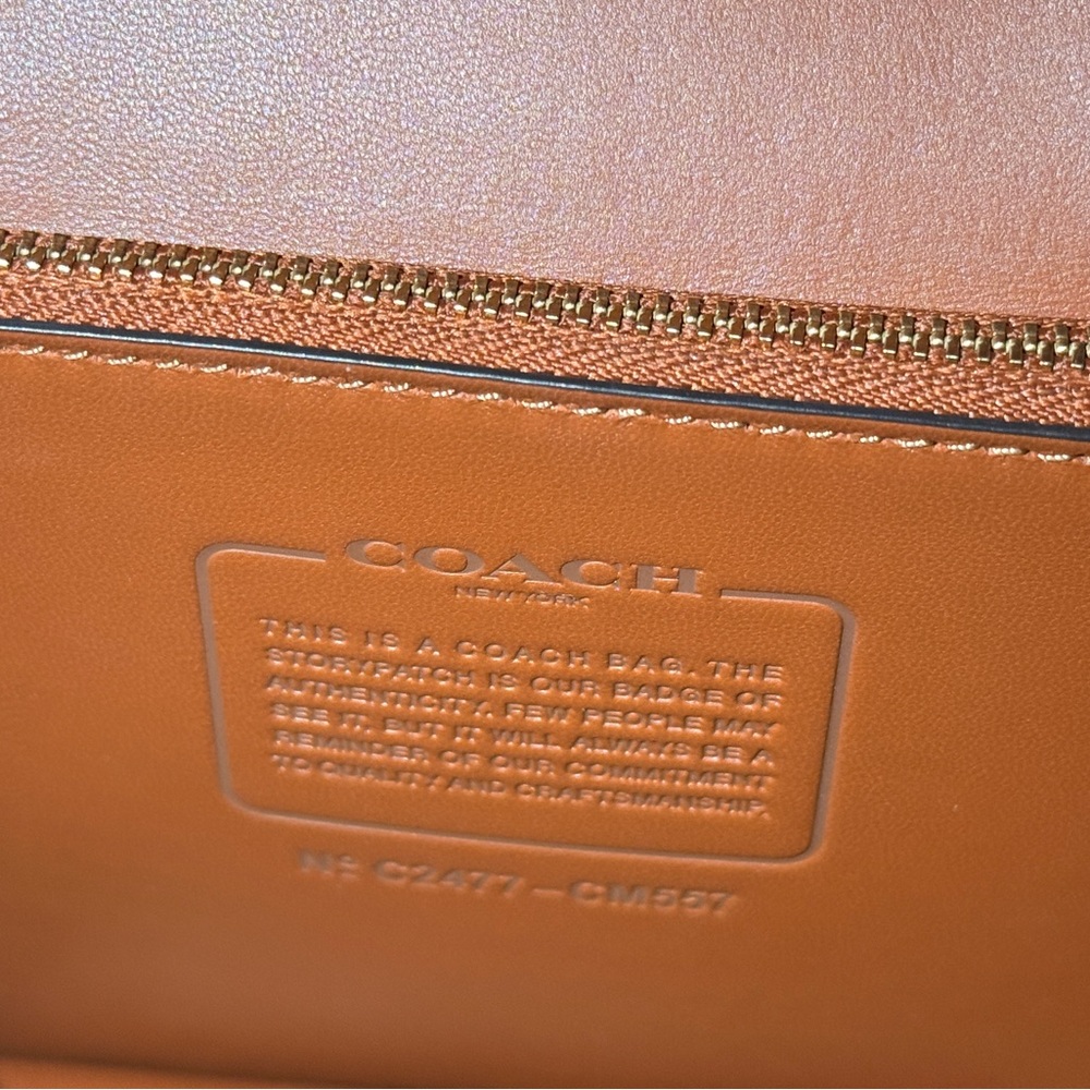 Coach Brown Leather Crossbody Bag with Gold Chain - Picture 6 of 7